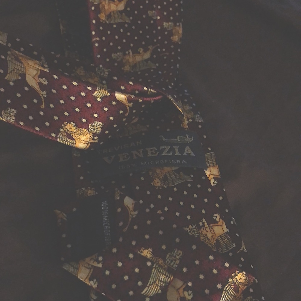 Men’s microfiber tie